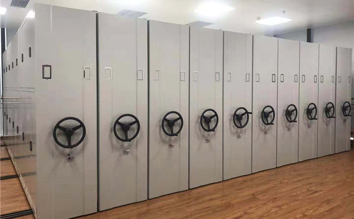 ļ{CD